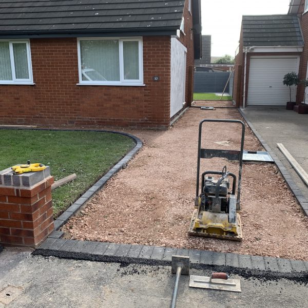 Resin Driveway For Rhuddlan Home In North Wales-min