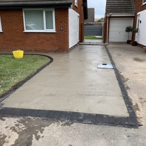 Resin Driveway For Rhuddlan Home In North Wales1-min