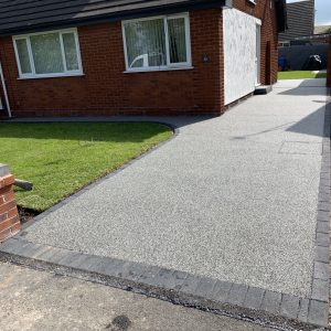 Resin Driveway For Rhuddlan Home In North Wales3-min